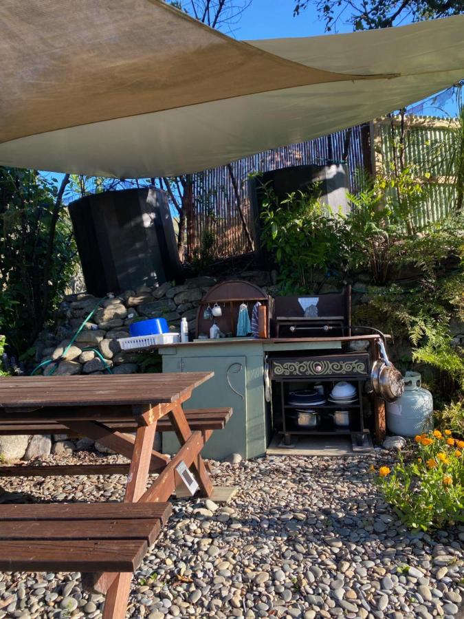 Pohara Omarama Oasis - Permaculture Glamping酒店 外观 照片