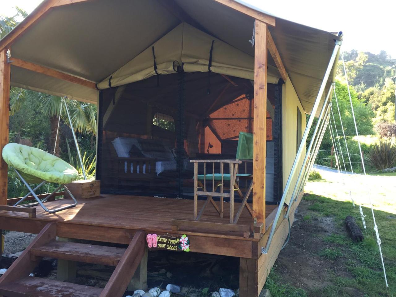 Pohara Omarama Oasis - Permaculture Glamping酒店 外观 照片