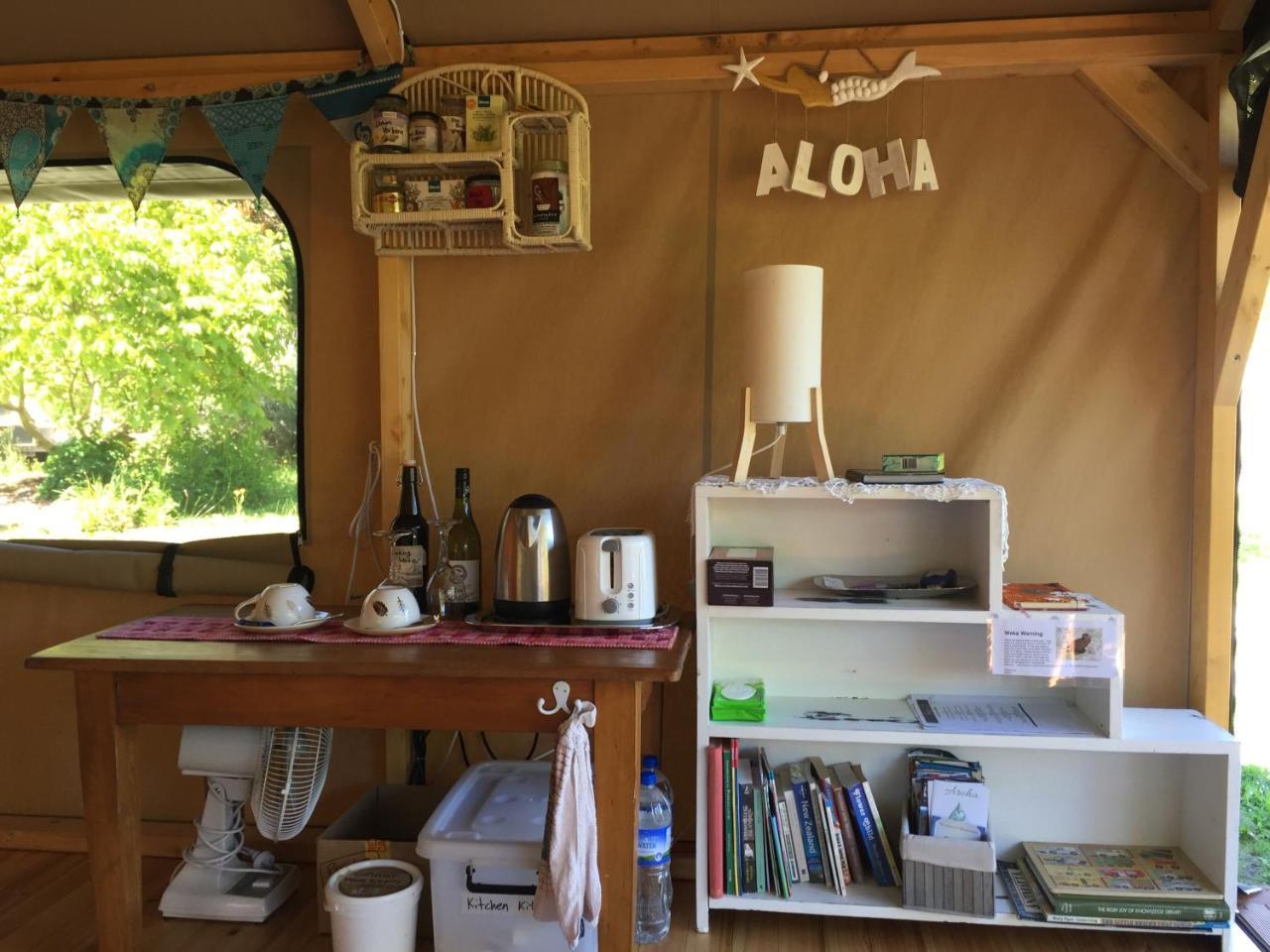 Pohara Omarama Oasis - Permaculture Glamping酒店 外观 照片