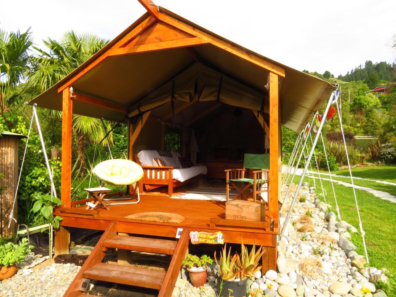 Pohara Omarama Oasis - Permaculture Glamping酒店 外观 照片
